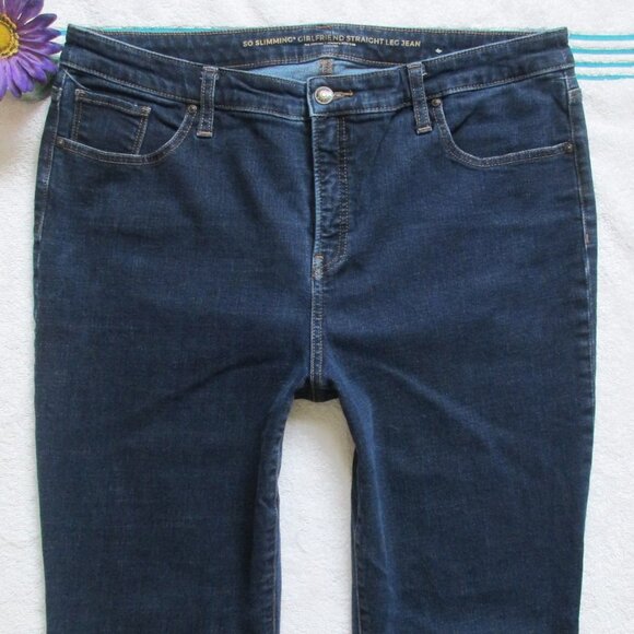 CHICO'S JEANS Size 2.5 (14) So Slimming Girlfriend Straight Leg Denim - Picture 2 of 7